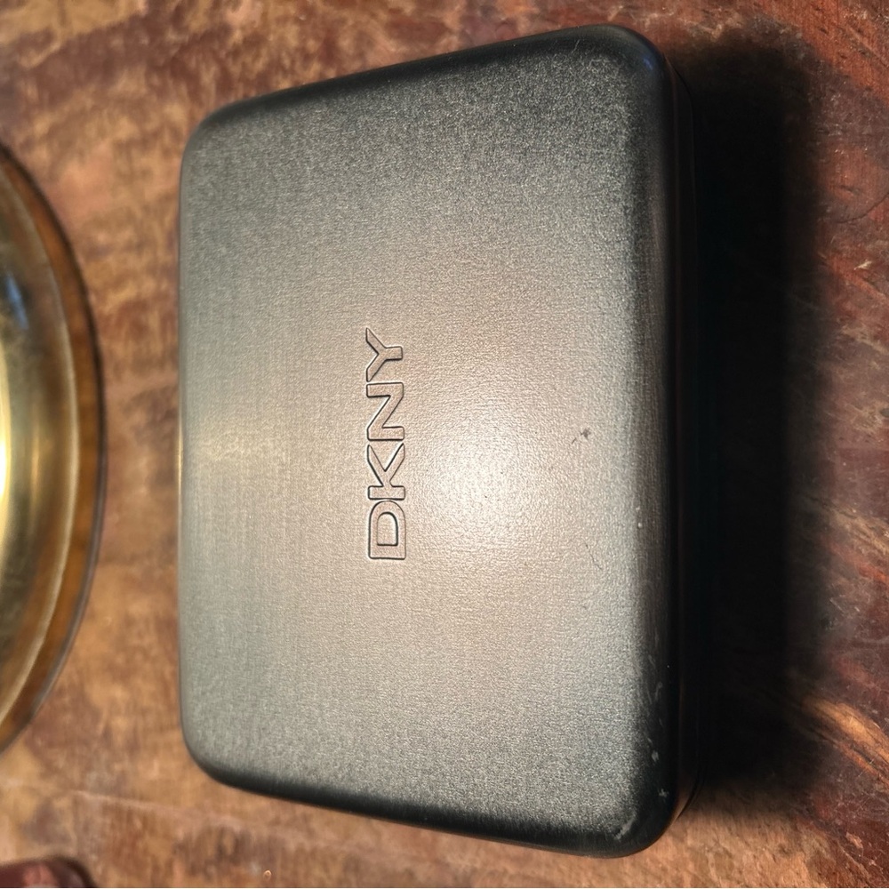 DKNY Men’s Wallet SLIM